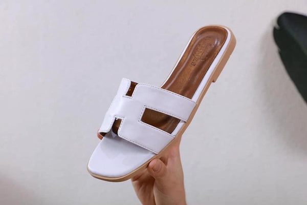 TB Classic Flat Sandals