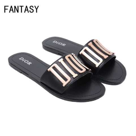 D!0 Flat Sandals